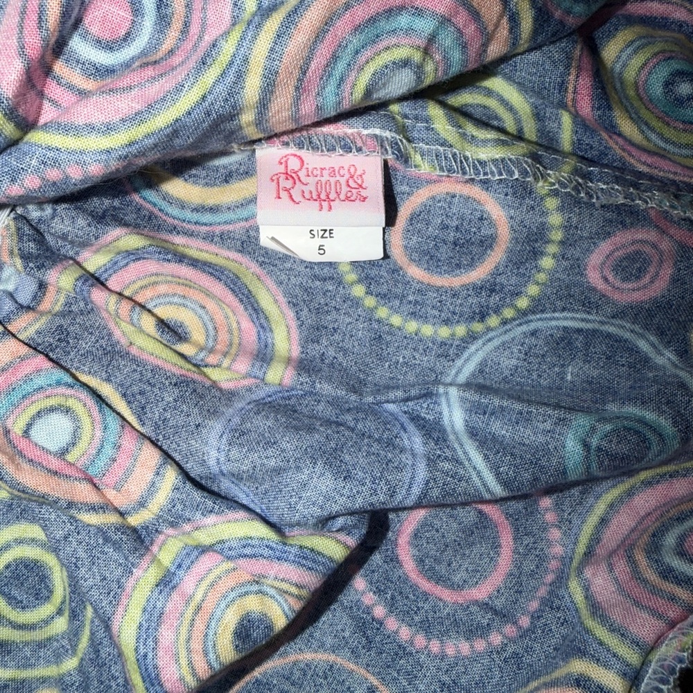 Ric Rac n Ruffles Colorful Circle Patterned top - Picture 3 of 3